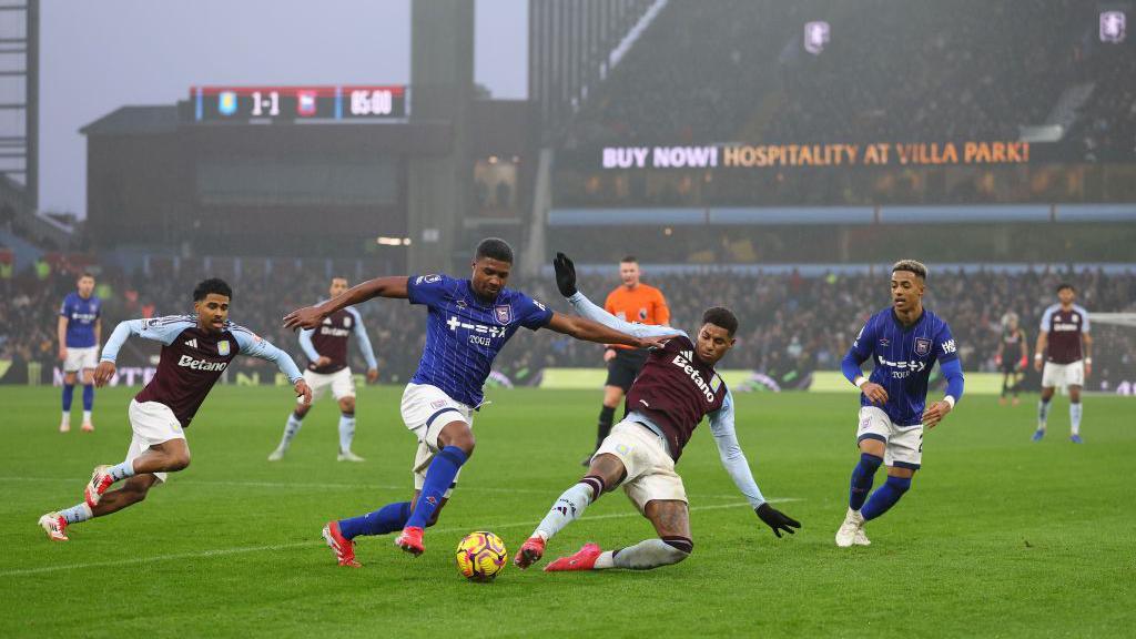 Aston Villa 1-1 Ipswich: Watkins Rescues Draw for Villa After Delap’s Opener